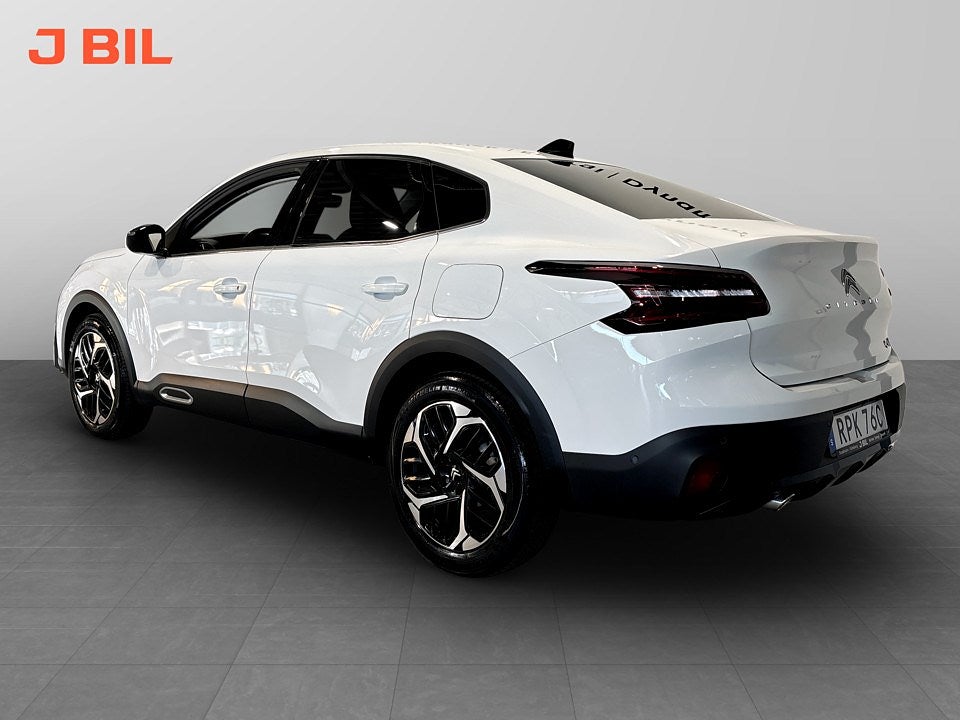 Bild på Citroën C4 X Shine 1.2 PT 130hk Aut - B-KAMERA, CARPLAY