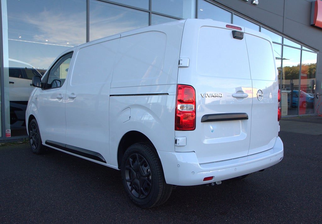 Opel Vivaro L2 ELITE 180hk Aut Webasto Drag Dubbla skjutdörr