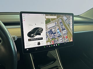 Tesla Model 3 Performance AWD S&V-Hjul/Pano/skinn/Kamera/Navigation – bild 11