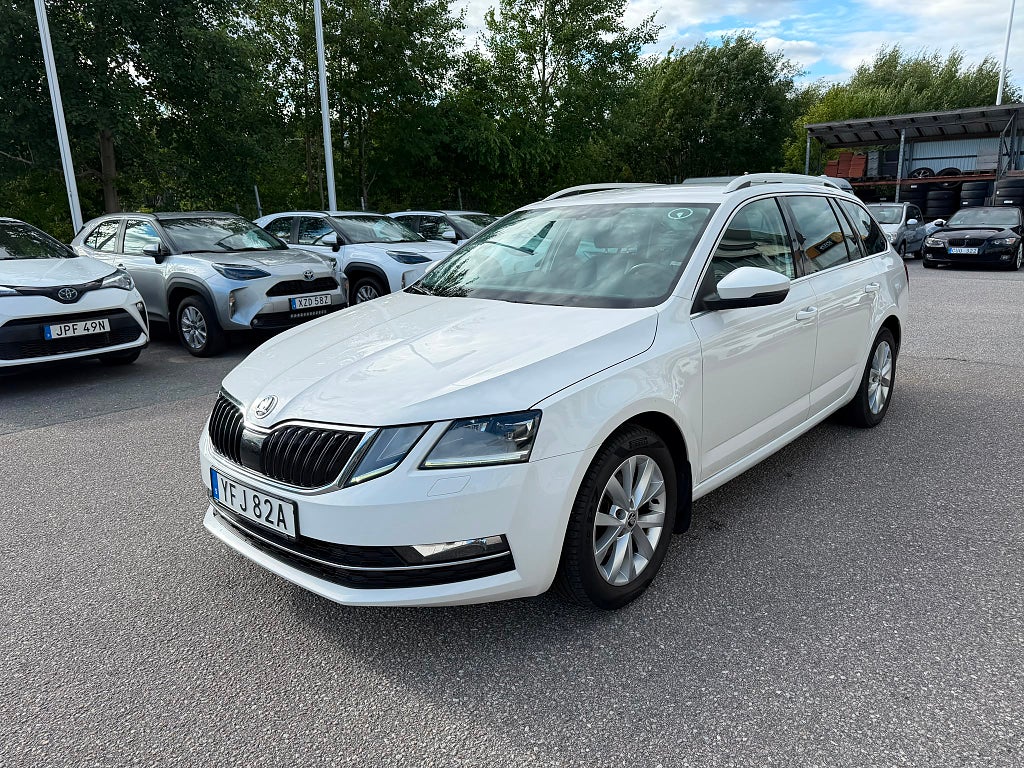 Skoda Octavia KOMBI 1.5 TSI G-TEC AUT STYLE LÄDER CARPLAY RÄNTEFRITT