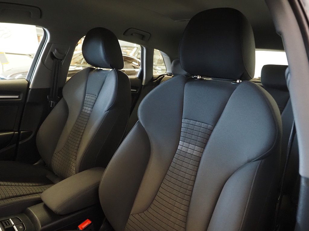 Audi A3 Sportback 35 TFSI 150hk Sport S-Tronic | PDC | BT | 2020