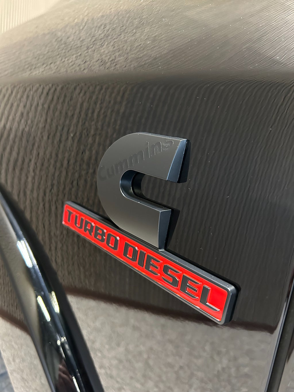 RAM Dodge 2500 Limited Night Edt. Cummins 6.7L Cummins 1458NM Lagerb