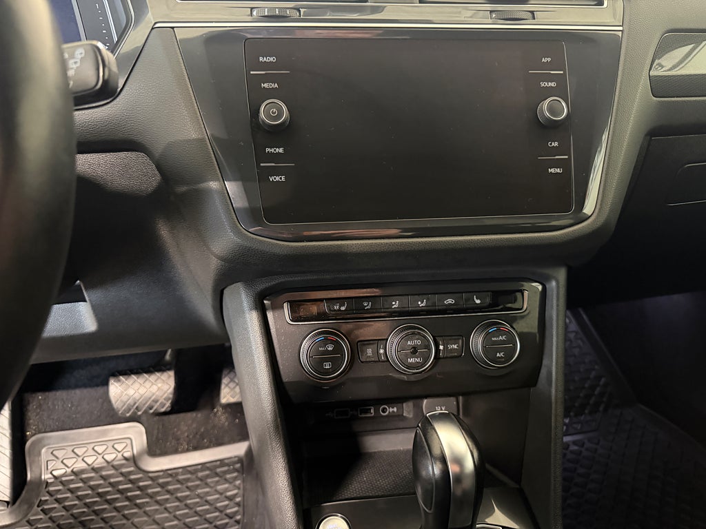 Volkswagen Tiguan  Allspace 5-sätes GT 190HK 4M Presentkort ICA 5000KR thumbnail