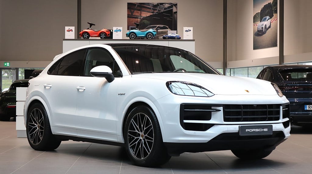 Porsche Cayenne Coupé E-Hybrid 470hk