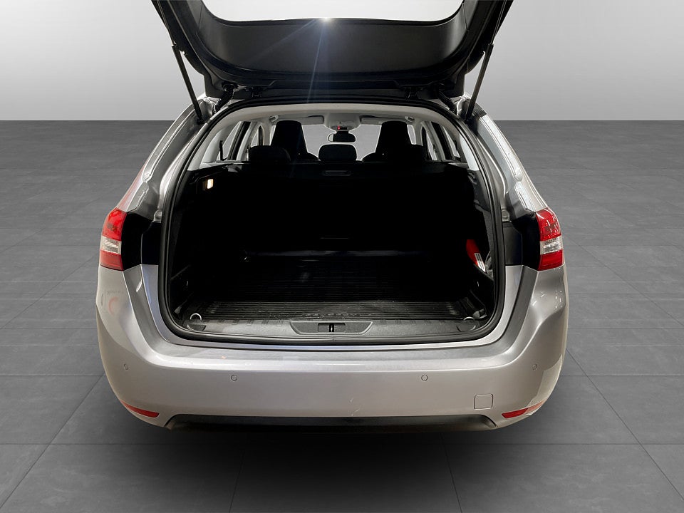 Bild på Peugeot 308 SW Allure 1.5 BHDi 130hk Aut - VÄRMARE, P-SENSORER