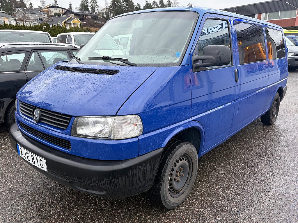 Volkswagen Caravelle T4 2.5 TDI Syncro 102hk 8-sits Nybes *10.880mil*