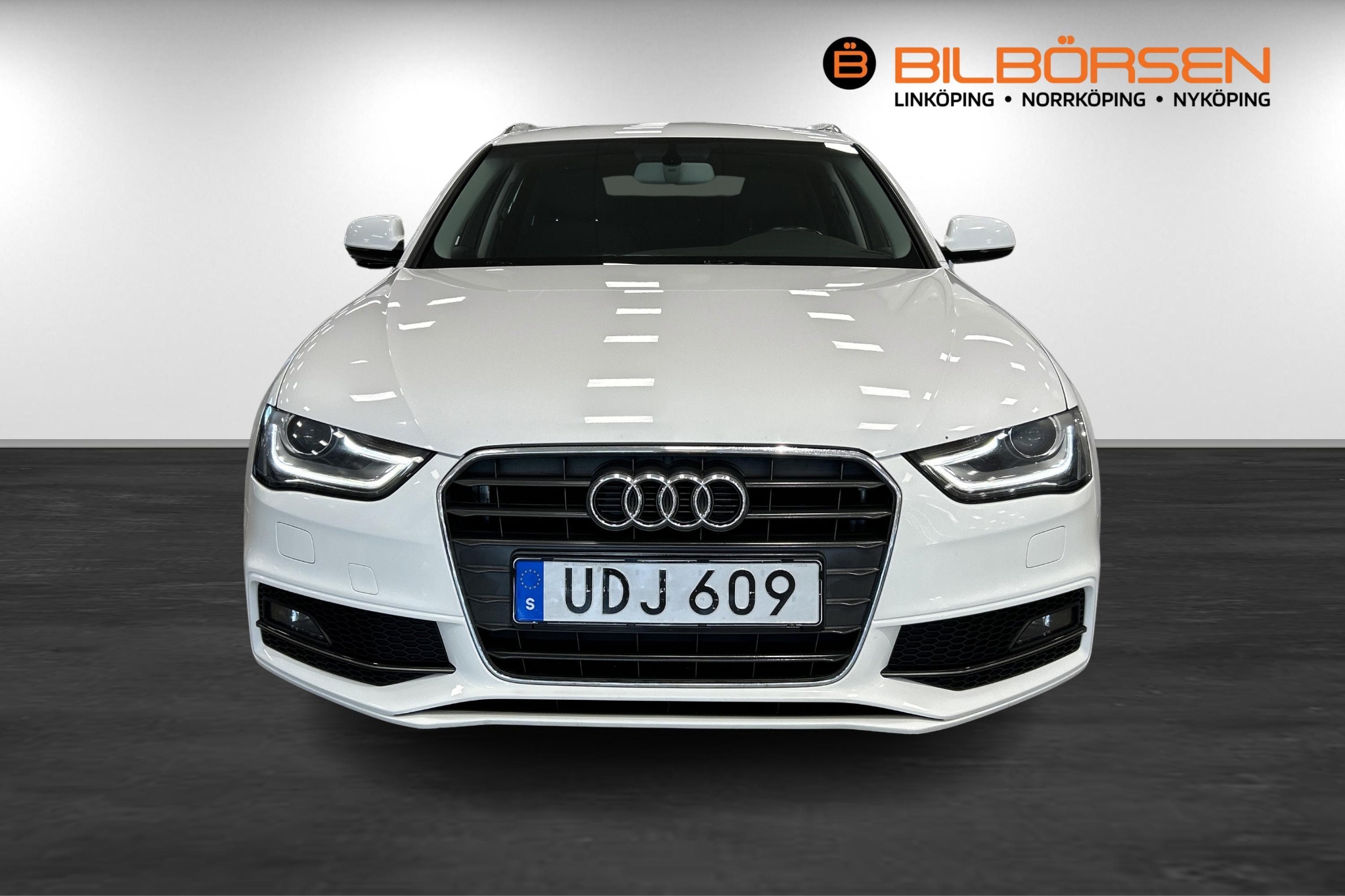 Audi A4 S line 2015, bild 2/10
