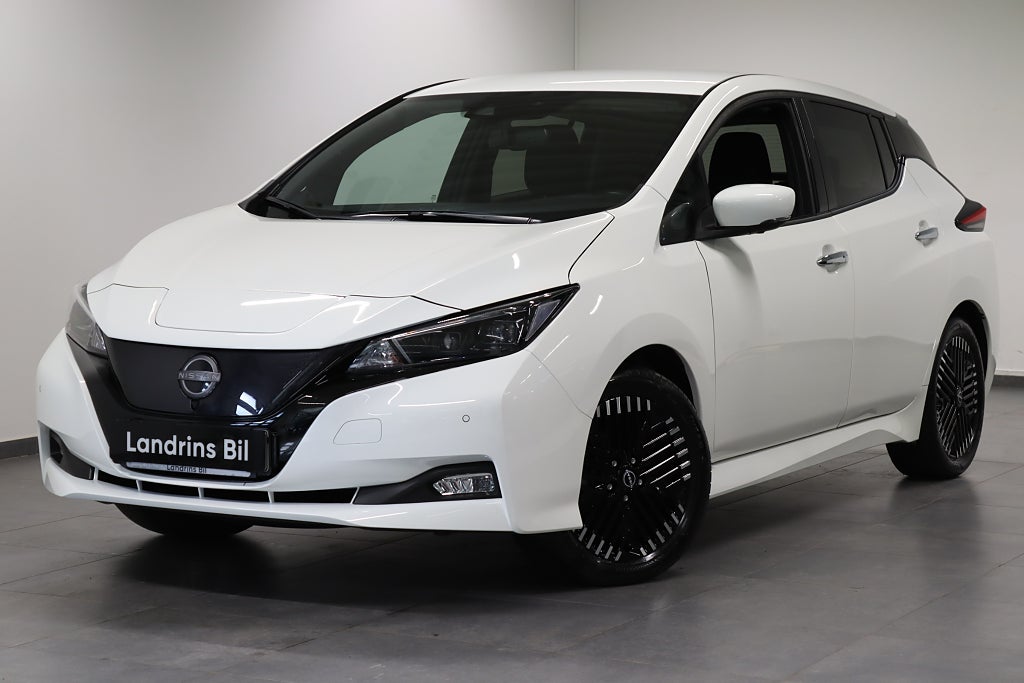 Nissan Leaf N-Connecta 40kwh 