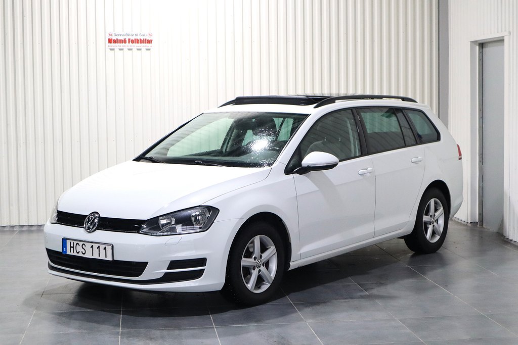 Volkswagen Golf 1.6 TDI DSG Panorama * P-Kamera Nybesiktigad