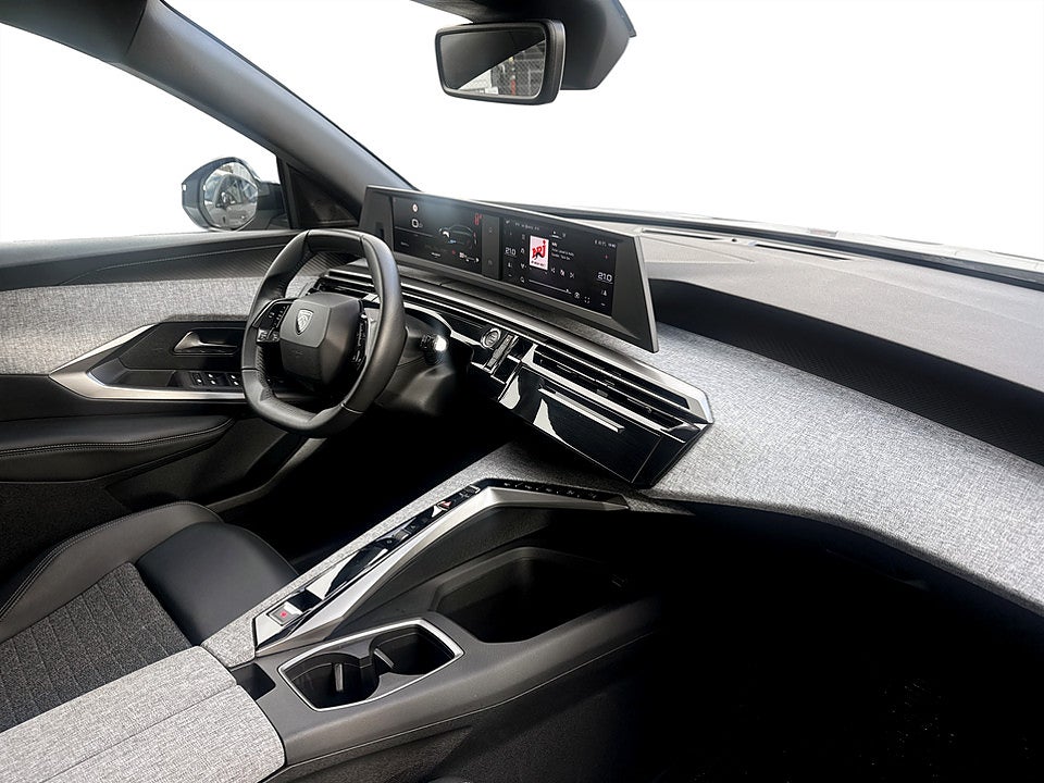 Bild på Peugeot 3008 Allure Hybrid 145hk Aut B-KAMERA CARPLAY