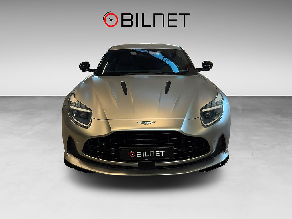 Aston Martin DB12 4.0 V8 / MOMS / 21" / Sportstolar+ / Aluminite Metallic