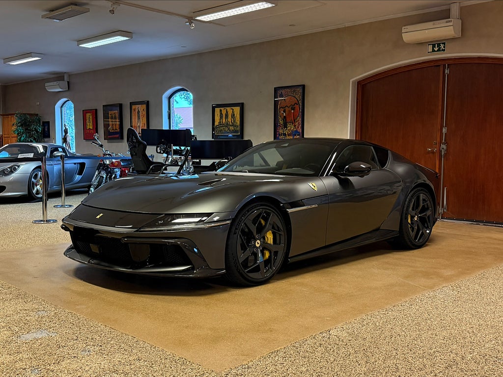 Ferrari 12Cilindri 6.5 V12 830 hk - Kolfiber - Panorama - Lift 
