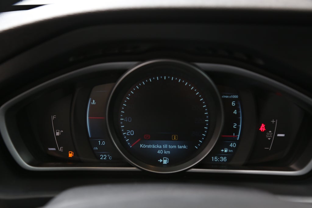 Volvo V40 T2 120hk Kinetic 1ägare Värmare 2014