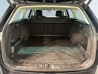 Volkswagen Passat Alltrack 2.0 TDI AWD CarPlay Drag Dvärm Kamera skinn SoV – bild 12
