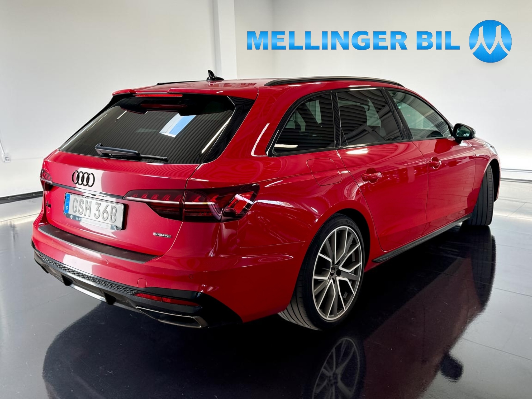 Audi A4 2023, photo 3/49