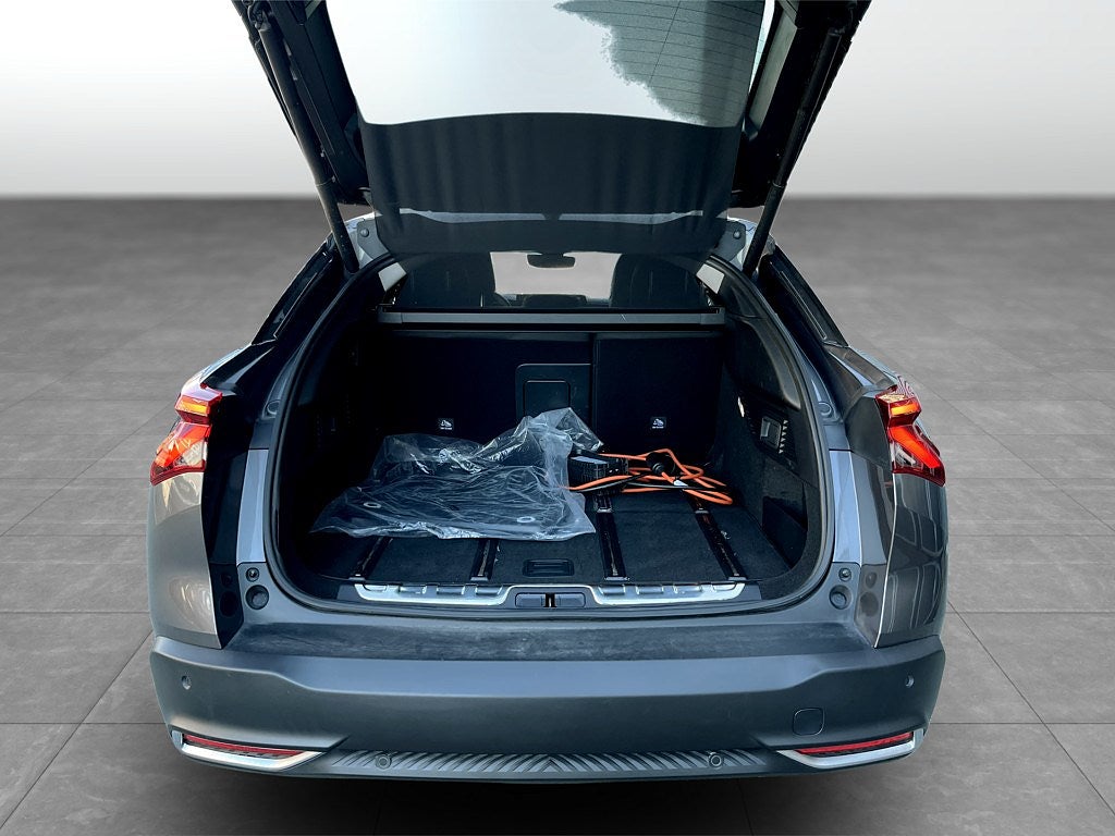 Bild på Citroën C5 X Shine Hybrid 225hk Aut - B-KAMERA, RATTVÄRME