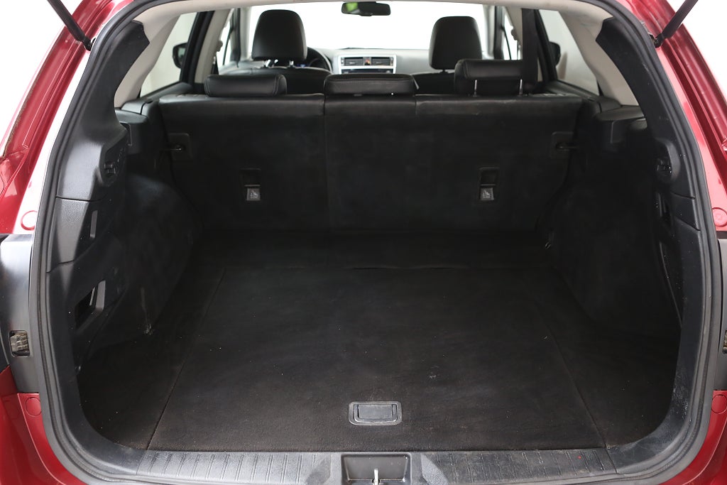 Subaru Outback 2,5i 175hk Ridge AWD Motorv Drag Leasbar 2019