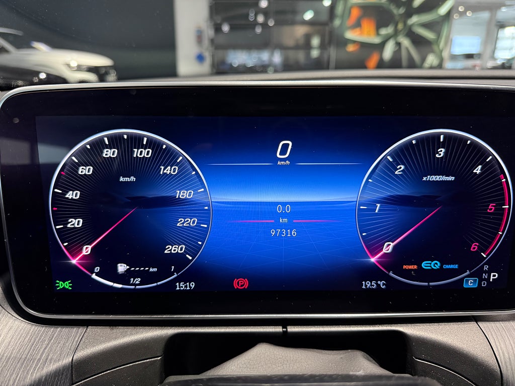 Mercedes-Benz C 220 d 4MATIC Avantgarde Värmare Drag Advancedpaket Plus - bild 17