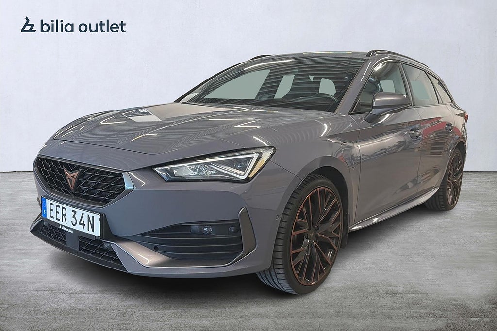 Cupra Leon Sportstourer e-Hybrid B-kamera Dragkrok Carplay