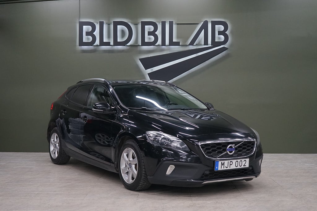 Volvo V40 Cross Country D2 Geartronic Summum NYBES KAMBYTT 120HK