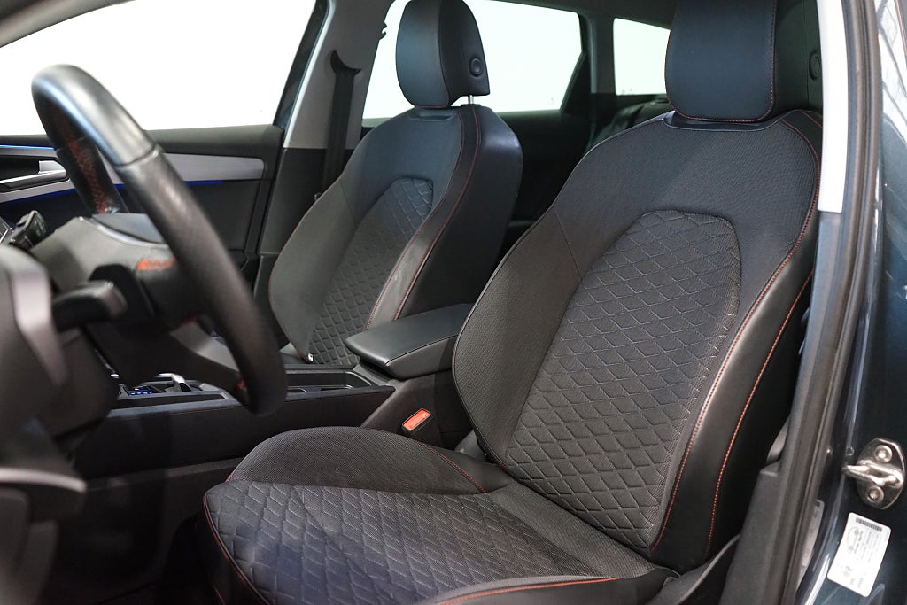 Seat Leon ST León Sportstourer e-Hybrid FR B-kamera Dragkrok 204hk