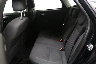 Halvkombi Ford Focus 16 av 17