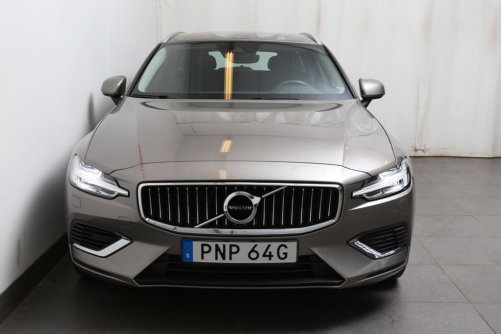 Volvo V60 Recharge T6 Inscription Expression AWD Navi VOC 2022