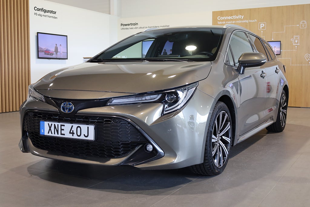 Toyota Corolla Touring Sports Hybrid e-CVT Style Kamera Rattvärme 