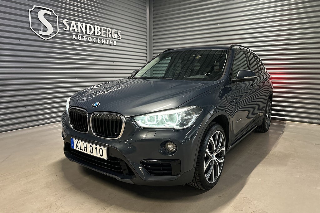 BMW X1 xDrive20d Sportline B-kamera Pano Skinn H/K HuD Drag