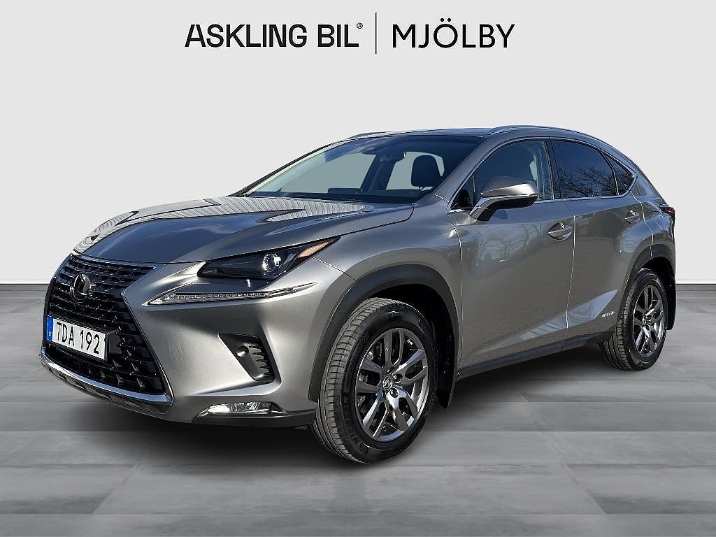 Lexus NX 300h 2.5 AWD Executive Skinn Drag Nav