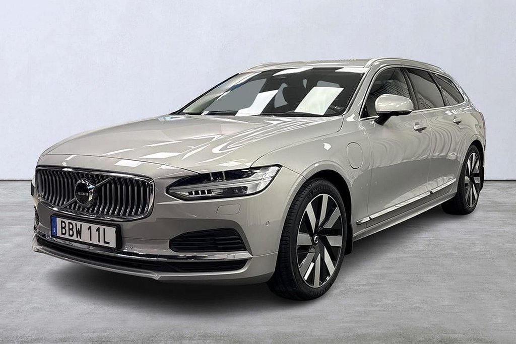 Volvo V90 Recharge T6 Core Edition II (Drag)