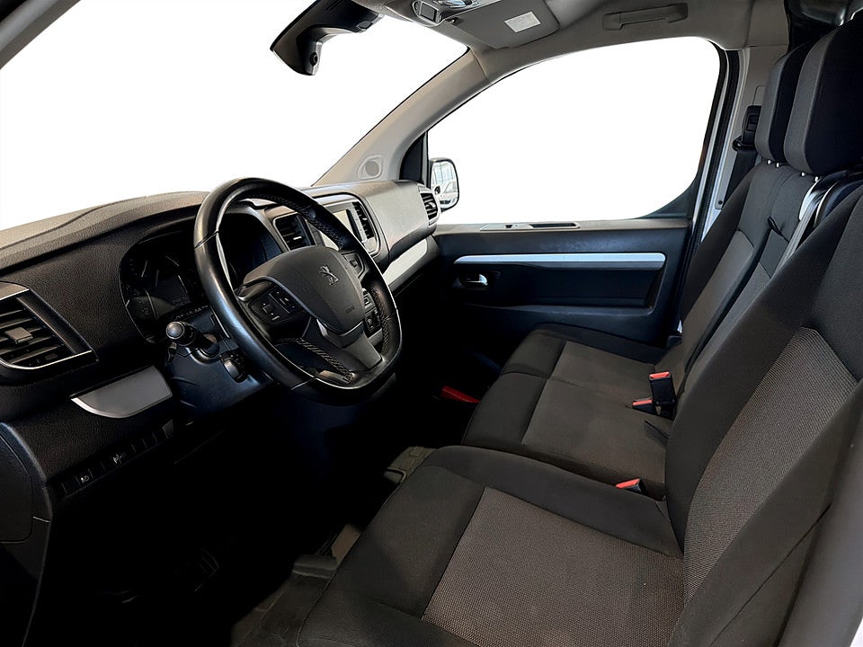 Bild på Peugeot Expert PRO+ 2.0 BHDi 145hk Aut L3 KAMPANJRÄNTA 3,99%