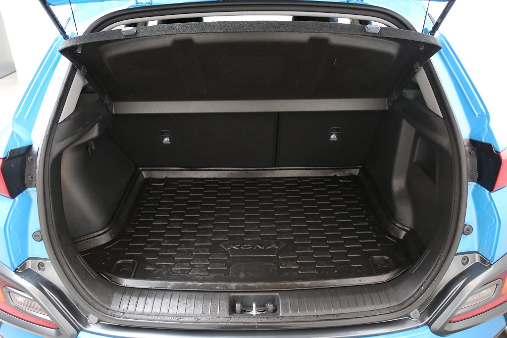 Hyundai Kona Hybrid 1,6 GDI 141hk Premium Aut 1ägare Motorv Drag 2020