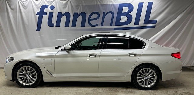 BMW 530e iPerformance Sedan Automat Luxury Harman/Kardon