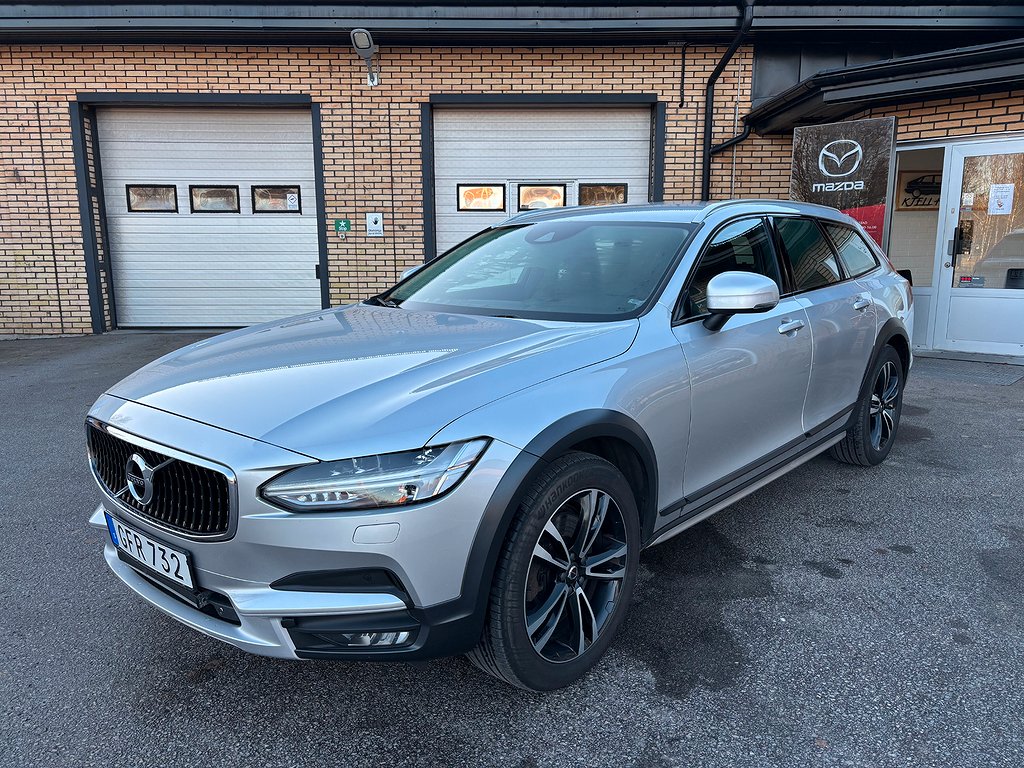 Volvo V90 Cross Country D4 AWD Geartronic Inscription Pro