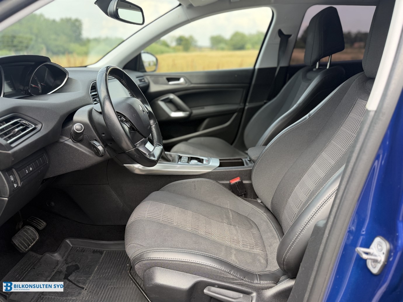 Peugeot 308 2017, bild 5/47