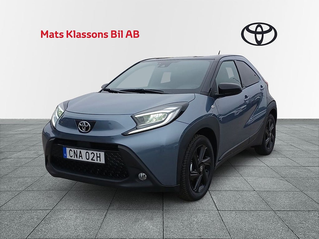 Toyota Aygo X 1.0 S-CVT Pulse, Vinterhjul, Bi-Tone