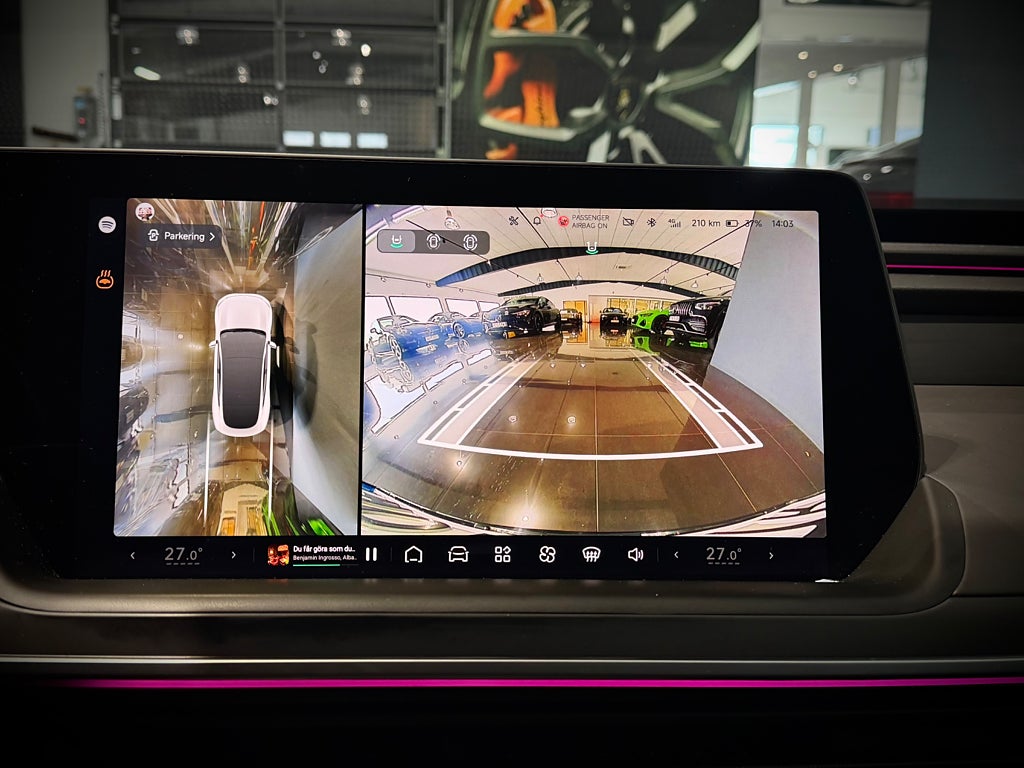 XPENG P7 Performance - bild 13