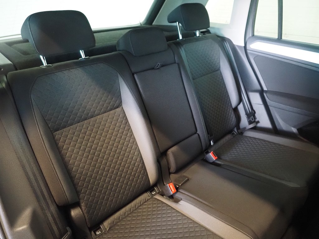 Volkswagen Tiguan 2.0 TSI 190hk 4M DSG |Drag|Värmare|Kamera| 2020