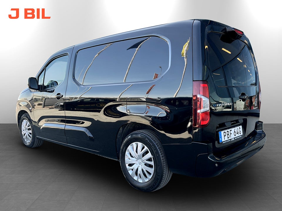 Bild på Peugeot e-Partner L2 PRO+ 50kWh CARPLAY NAVI FARTHÅLLARE