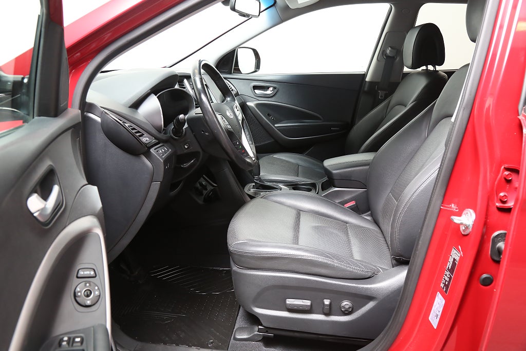 Hyundai Santa Fe 2,2 CRDi 197hk Premium AWD Aut Navi Skinn Motorv Drag 2015