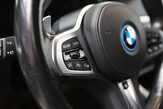 Kombi BMW 330e 17 av 25