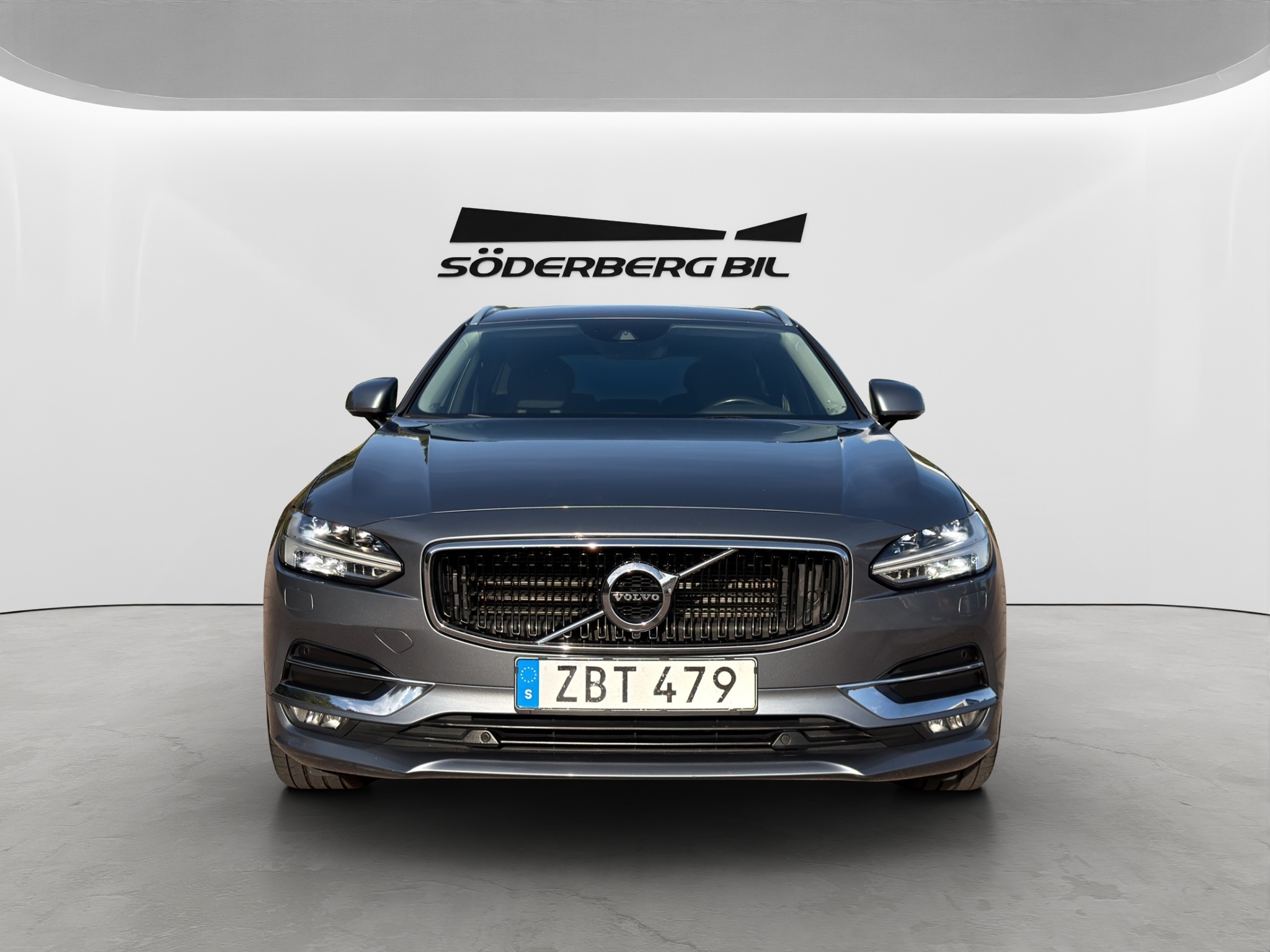 Volvo V90 2018, bild 2/49