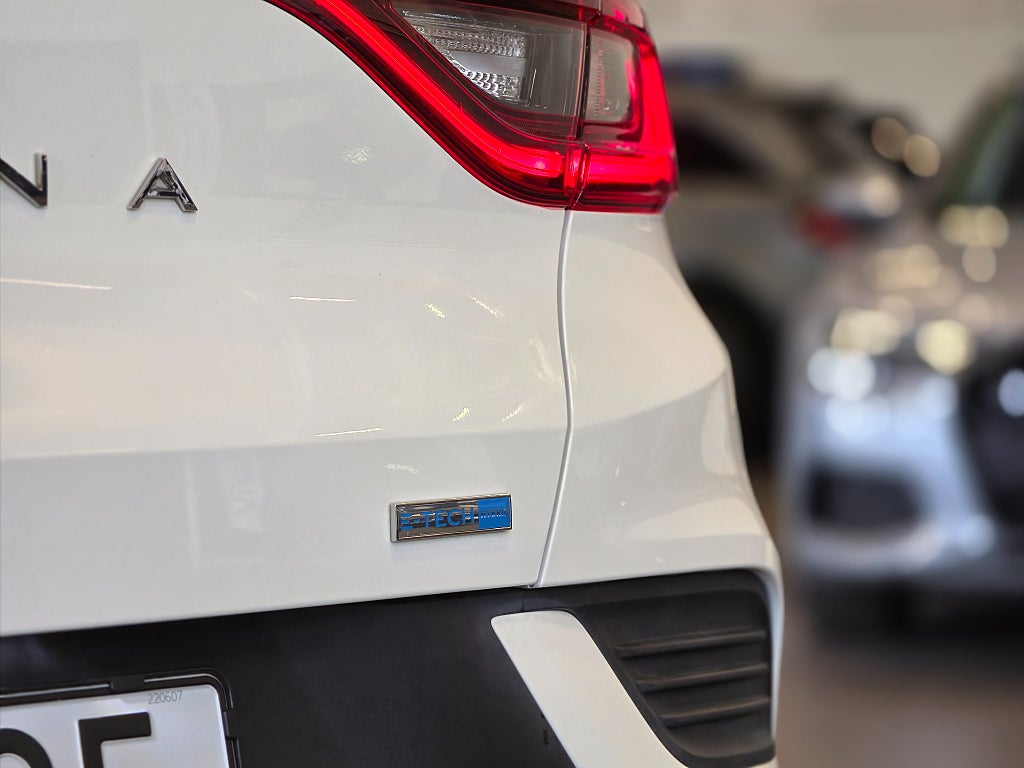 Renault Arkana E-TECH 145 / Backkamera / Apple Carplay /