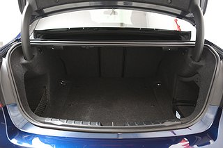 Sedan BMW 330 28 av 28