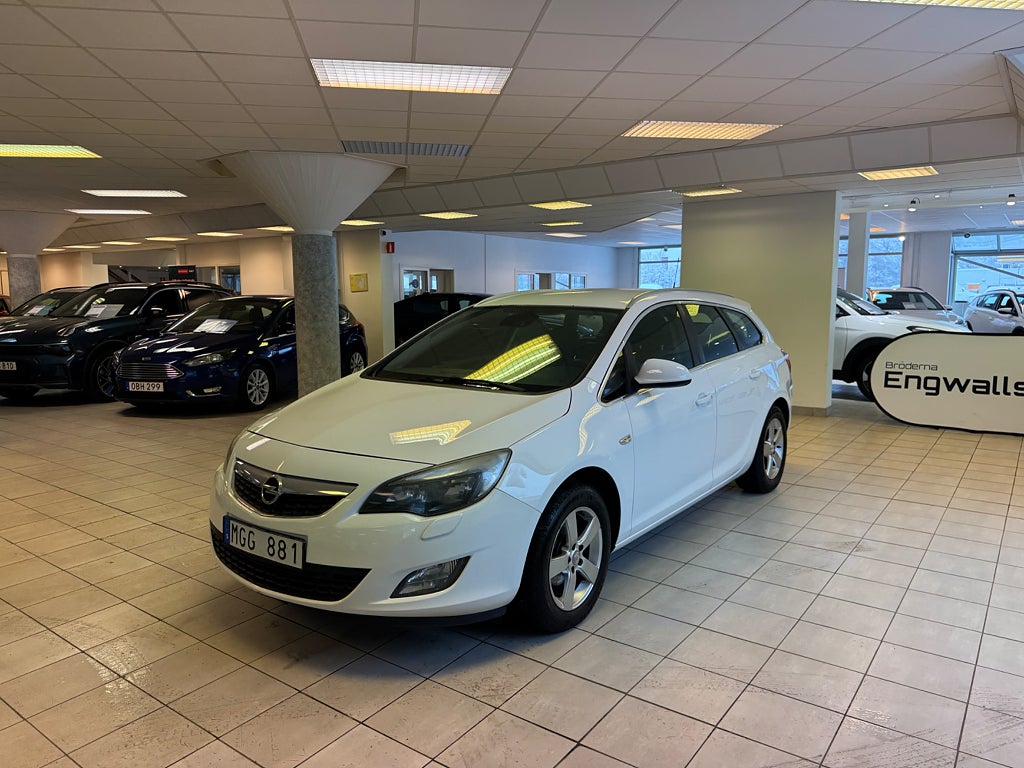 Opel Astra Sports Tourer 1.4Turbo Enjoy Kamkedja Sportstolar 