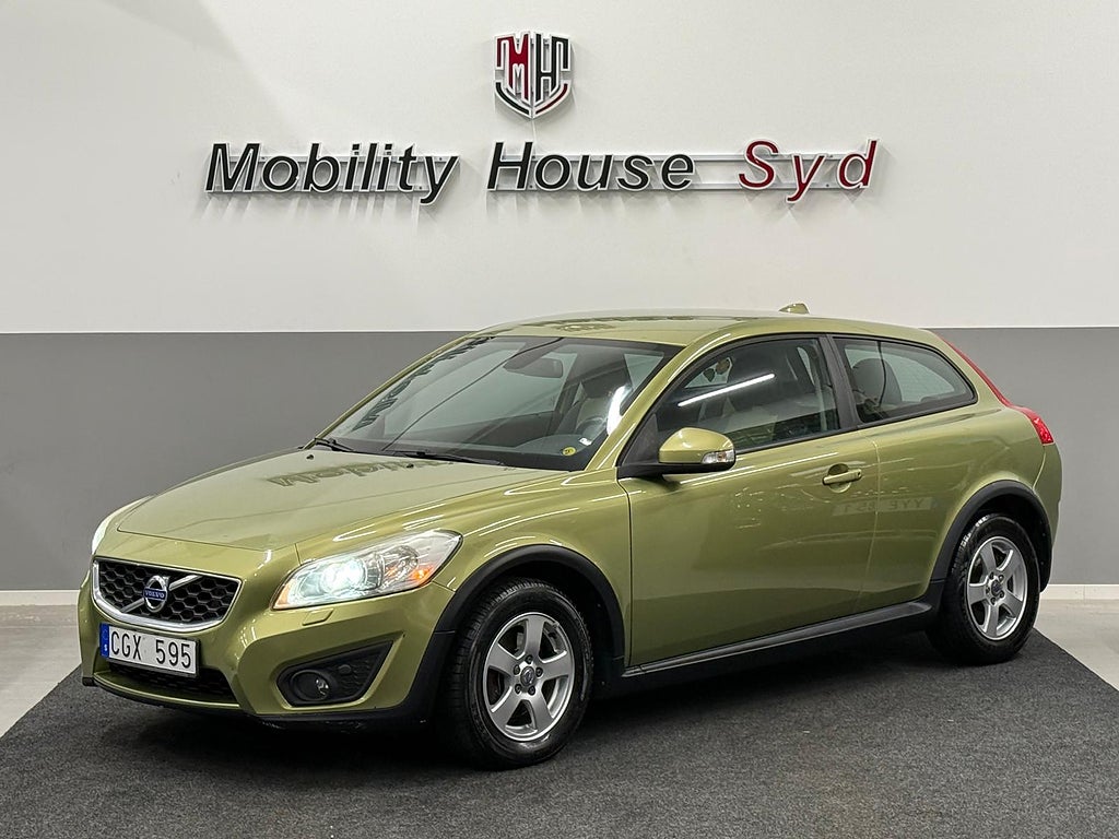 Volvo C30 2.0F Momentum Euro 4 1 ÄGARE