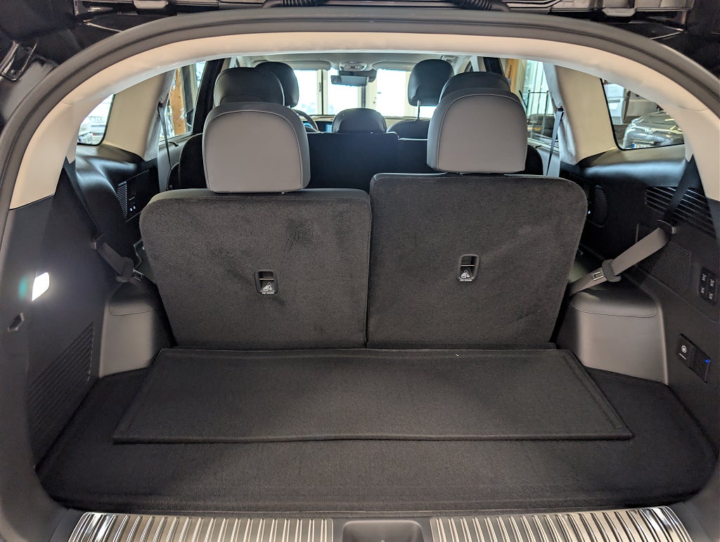 Hyundai IONIQ 9 110 kWh AWD Business lease thumbnail