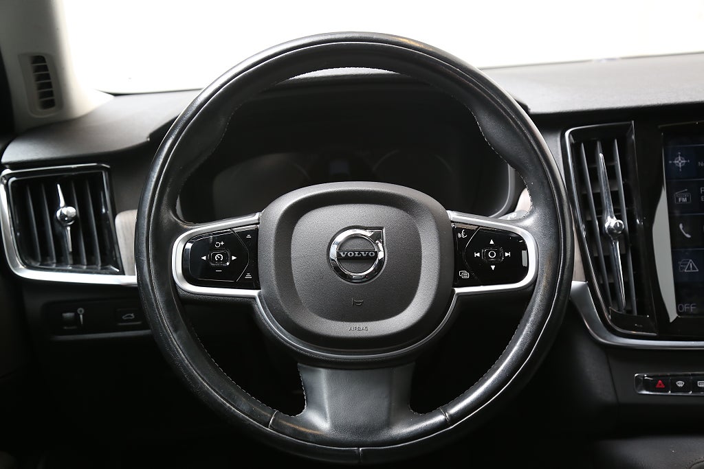 Volvo V90 Cross Country B4 197hk Advanced SE AWD Kamera Drag Polestar 2021