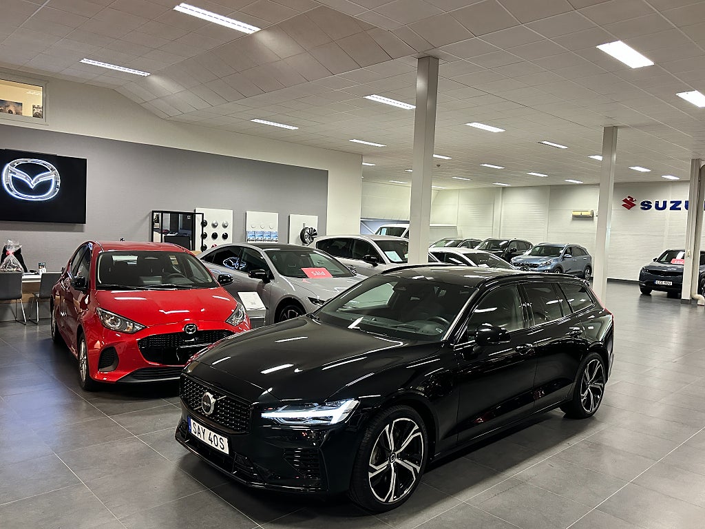 Volvo V60 Recharge T8 AWD Geartronic Ultimate R-Design V-Hjul Ingår